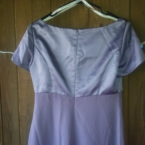 David's Bridal Lavender Gown Size 8 - Picture 6 of 8